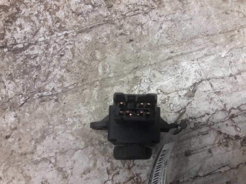 Recambio de boton regulacion retrovisores para daewoo tacuma se referencia OEM IAM 2F26B 7 PINS 