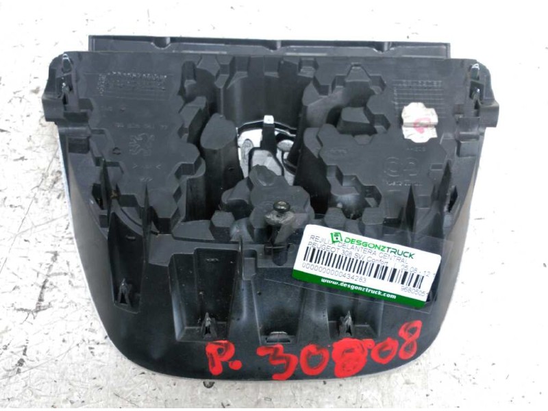 Recambio de rejilla delantera central para peugeot 308 sw confort referencia OEM IAM 9680505177  