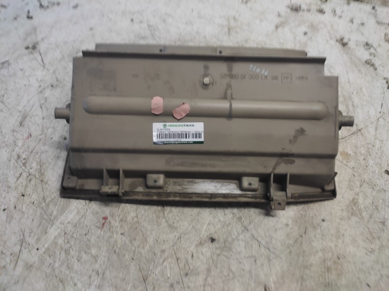 Recambio de guantera para nissan terrano/terrano.ii (r20) avenue referencia OEM IAM   