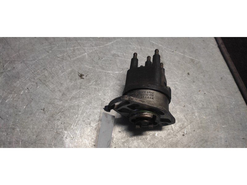Recambio de delco para renault 19 hatchback (b/c53) 1.4 referencia OEM IAM 7700742852  