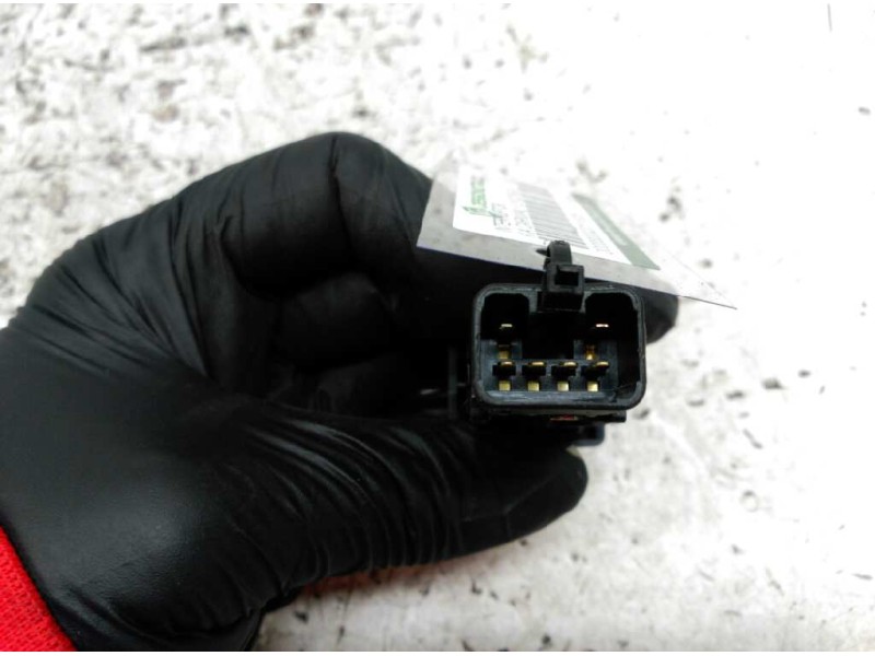 Recambio de interruptor para kia carnival ii 2.9 cdri ex referencia OEM IAM   