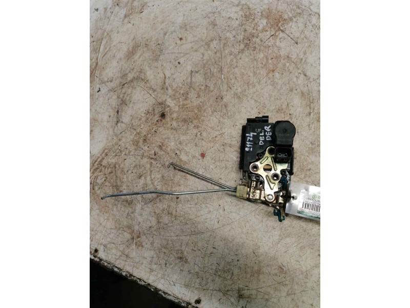 Recambio de cerradura puerta delantera derecha para daewoo tacuma se referencia OEM IAM   4/2 PINS