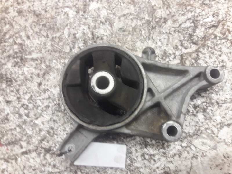 Recambio de soporte motor delantero para opel vectra c berlina club referencia OEM IAM 21031128  