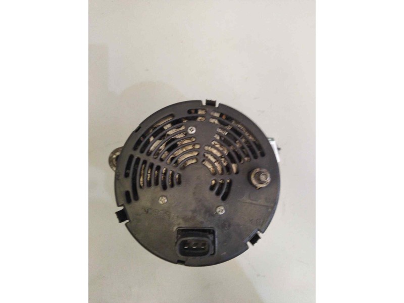 Recambio de alternador para iveco eurorider 38 c-31 referencia OEM IAM 0986045170 28V/90A 