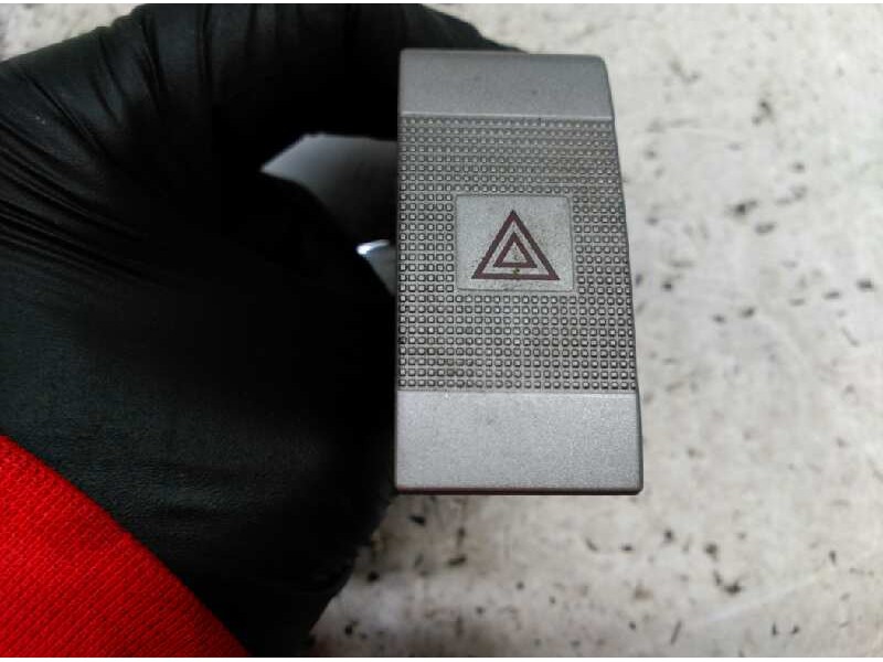 Recambio de warning para kia carnival ii 2.9 cdri ex referencia OEM IAM   