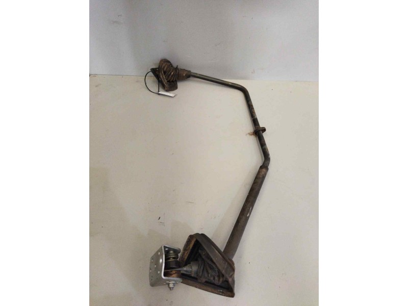 Recambio de brazo retrovisor izquierdo para iveco eurocargo referencia OEM IAM   