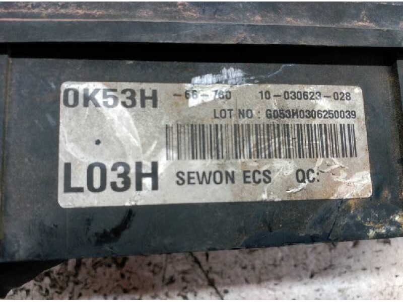 Recambio de caja reles / fusibles para kia carnival ii 2.9 cdri ex referencia OEM IAM   