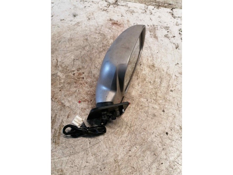 Recambio de retrovisor derecho para daewoo tacuma se referencia OEM IAM   5 CABLES