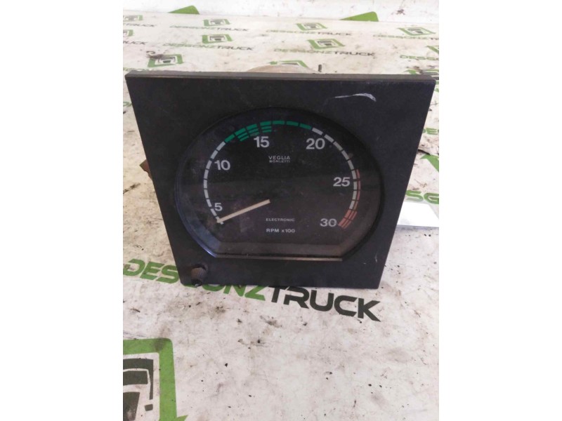 Recambio de cuadro instrumentos para iveco eurocargo 5.9 diesel referencia OEM IAM 684170990  CUENTA REVOLUCIONES