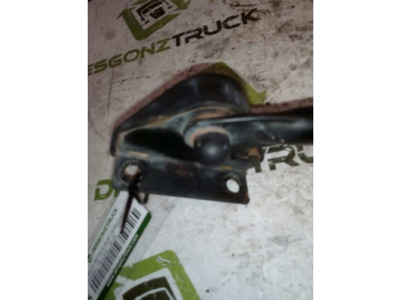 Recambio de brazo retrovisor derecho para nissan trucks l35.08 ...... referencia OEM IAM   