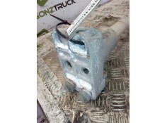 Recambio de soporte para volvo fh xxx fg 4x2 low largo (lh1 o l2h1) referencia OEM IAM 20466895 DELANTERO SOPORTE GUARDABARROS T 2