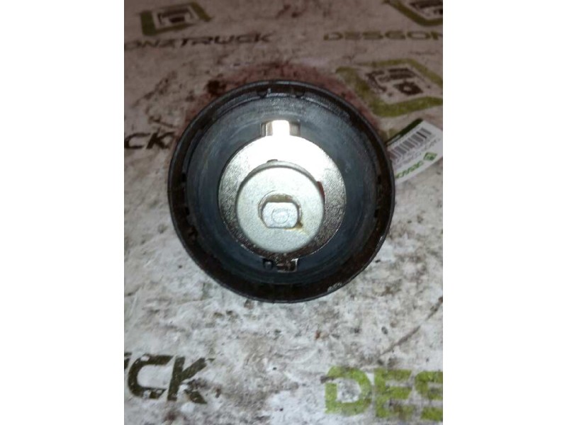Recambio de tapon combustible para nissan trucks l35.08 ...... referencia OEM IAM   