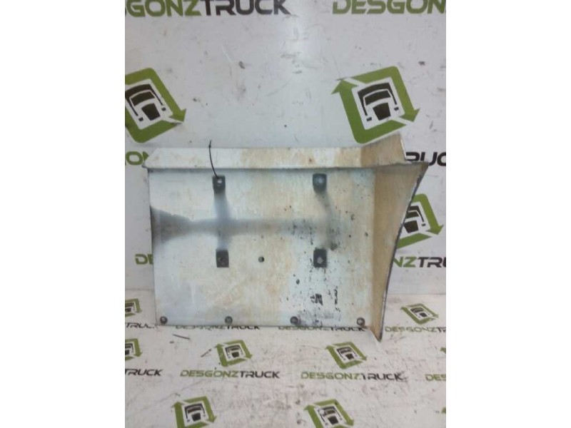 Recambio de guardabarros delantero izquierdo para nissan trucks l35.08 ...... referencia OEM IAM   