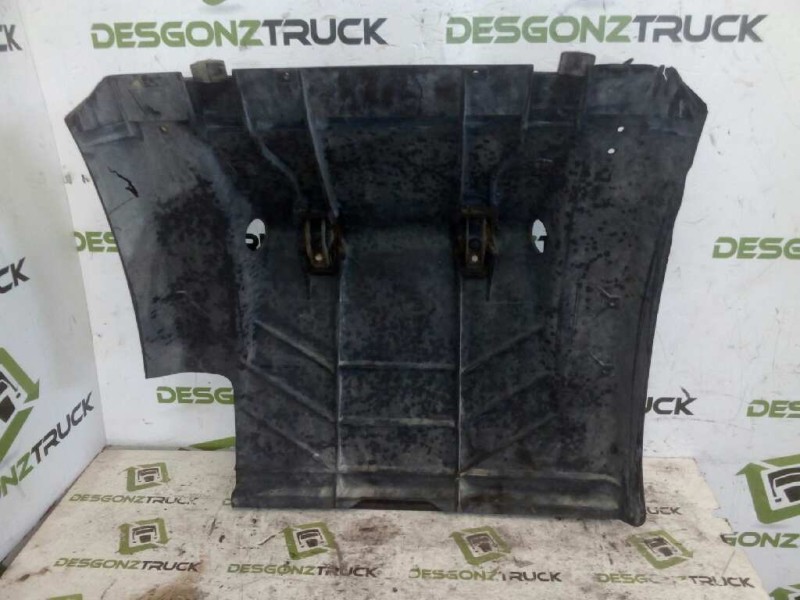 Recambio de guardabarros trasero derecho para renault 430 magnum e2 12.0 diesel referencia OEM IAM  PARTE DELANTERA 