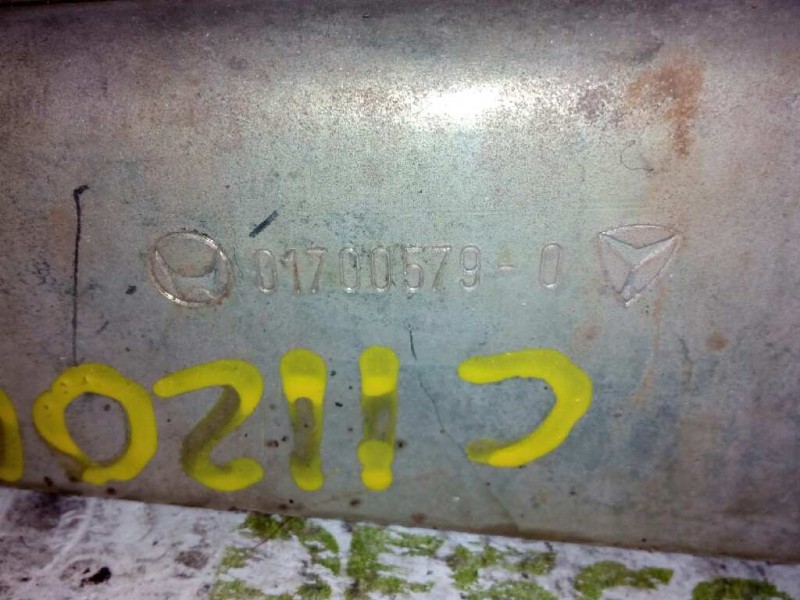 Recambio de cierre cabina central para nissan trucks l35.08 ...... referencia OEM IAM   