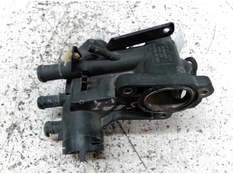 Recambio de cuerpo termostato para seat ibiza (6k1) signo referencia OEM IAM 032121111D  