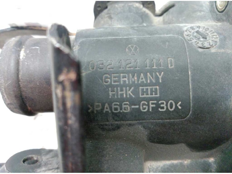 Recambio de cuerpo termostato para seat ibiza (6k1) signo referencia OEM IAM 032121111D  