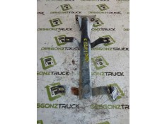 Recambio de soporte para nissan trucks l35.08 ...... referencia OEM IAM  SOPORTE GUARDABARROS DELANTERO DERECHO  2