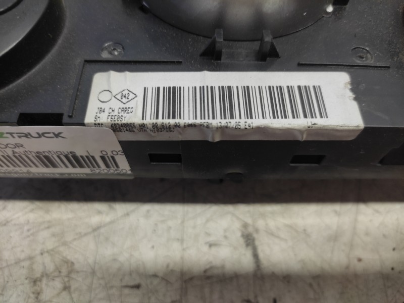 Recambio de mando climatizador para renault scenic ii authentique referencia OEM IAM 8200501465  