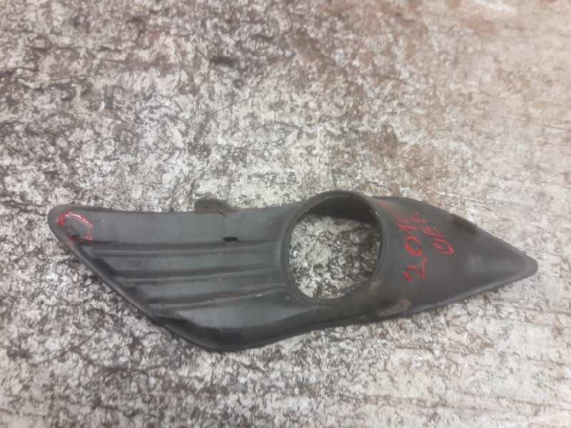 Recambio de tapa antiniebla derecha para ford focus lim. (cb4) titanium referencia OEM IAM 8M5119952AE  