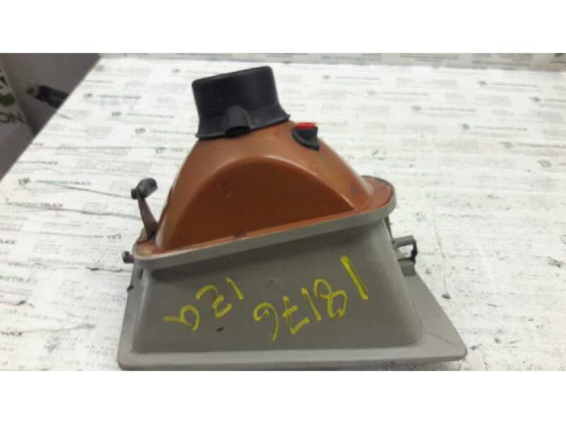 Recambio de faro izquierdo para peugeot 205 berlina referencia OEM IAM   