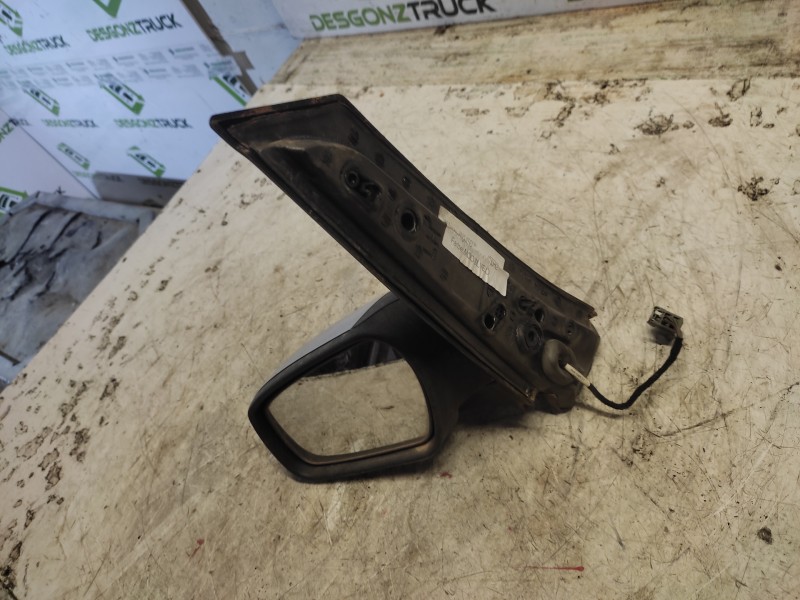 Recambio de retrovisor izquierdo para ford focus c-max (cap) referencia OEM IAM   4 CABLES