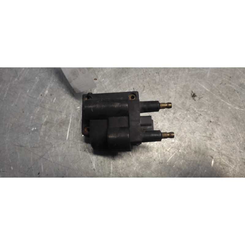 Recambio de bobina encendido para renault megane i classic (la0) 1.6e alize referencia OEM IAM 7700850999 3 PINS 