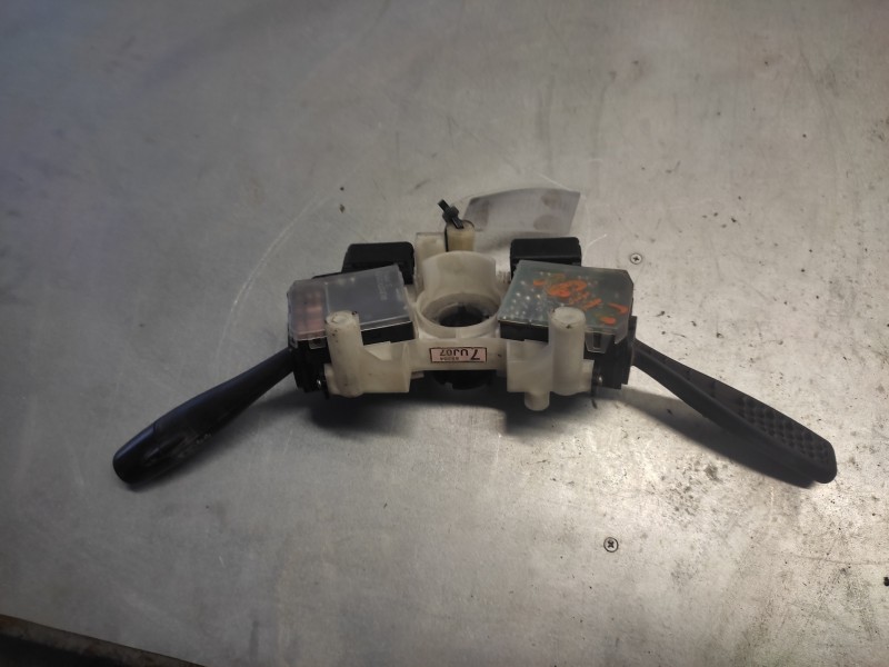 Recambio de mando multifuncion para ford ranger (er) cabina doble royal 4x4 referencia OEM IAM 55204 7UJ07 