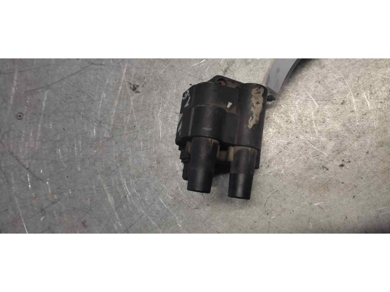 Recambio de bobina encendido para renault megane i classic (la0) 1.6 referencia OEM IAM 7700100589D 3 PINS 