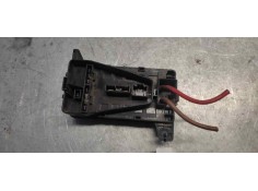 Recambio de caja reles / fusibles para mg serie 200 (xw) 1.6 cat referencia OEM IAM YQE102830   2