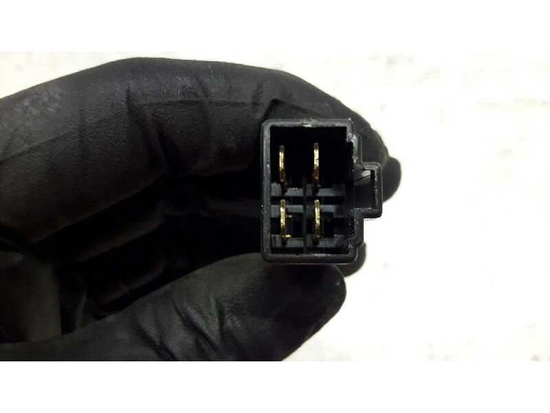 Recambio de mando elevalunas trasero izquierdo para tata safari 1.9 referencia OEM IAM   