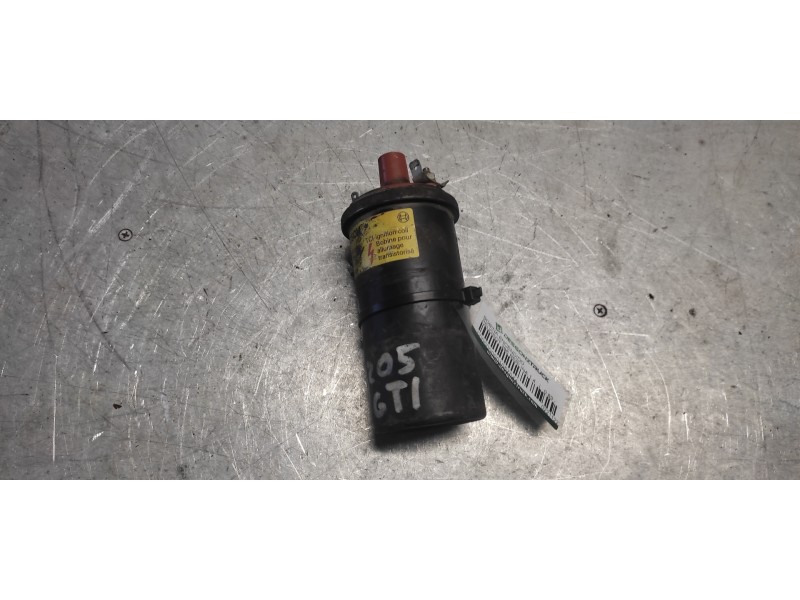 Recambio de bobina encendido para peugeot 205 berlina 1.4 referencia OEM IAM 0221122317 BOSCH 
