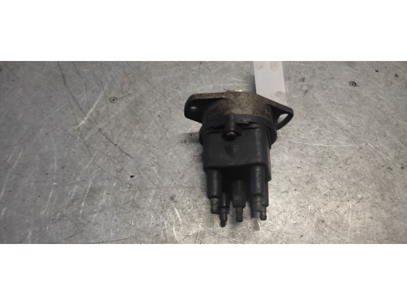 Recambio de delco para renault 5 (b/c40) 1.4 referencia OEM IAM 7700742852  