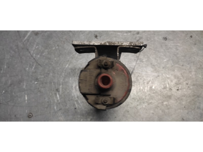 Recambio de bobina encendido para mercedes-benz clase c (w201) berlina 2.3 cat referencia OEM IAM 0221600008 BOSCH 