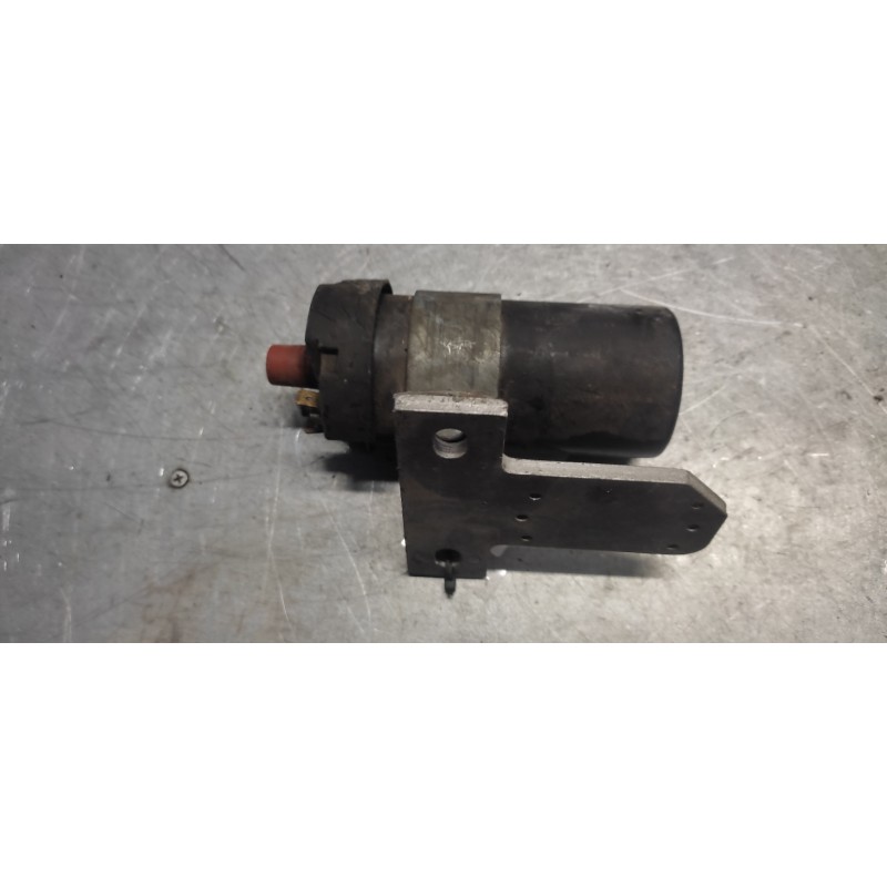 Recambio de bobina encendido para mercedes-benz clase c (w201) berlina 2.3 cat referencia OEM IAM 0221600008 BOSCH 