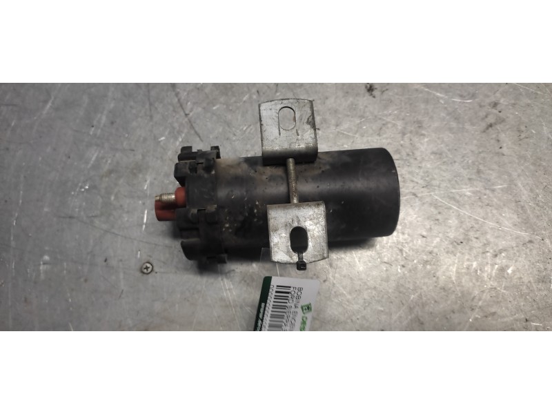 Recambio de bobina encendido para ford sierra berlina 2.0 cat referencia OEM IAM 79BB12024AA 0221722031 BOSCH