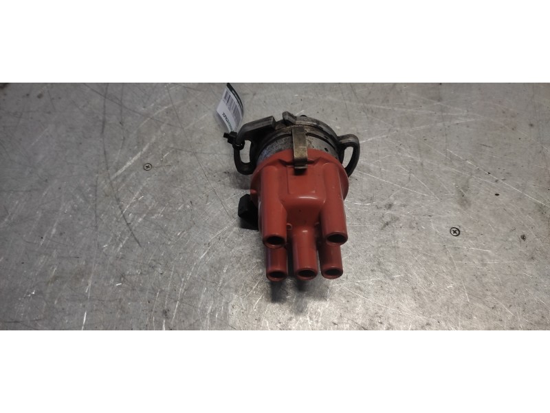 Recambio de delco para volkswagen golf iii berlina (1h1) 1.4 referencia OEM IAM 0237521050 030905205AA BOSCH