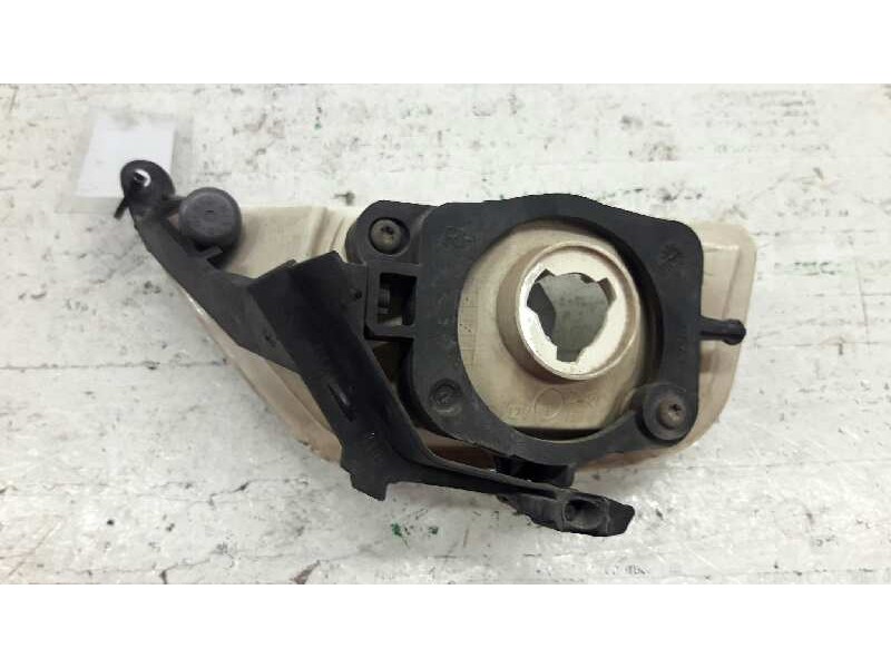 Recambio de faro antiniebla derecho para ford focus berlina (cak) ambiente referencia OEM IAM 0374D BLANCO 
