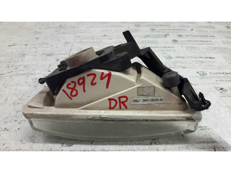 Recambio de faro antiniebla derecho para ford focus berlina (cak) ambiente referencia OEM IAM 0374D BLANCO 