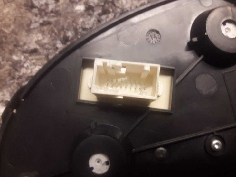 Recambio de cuadro instrumentos para peugeot partner kombi access referencia OEM IAM 9801642280 503001316152 18 PINS