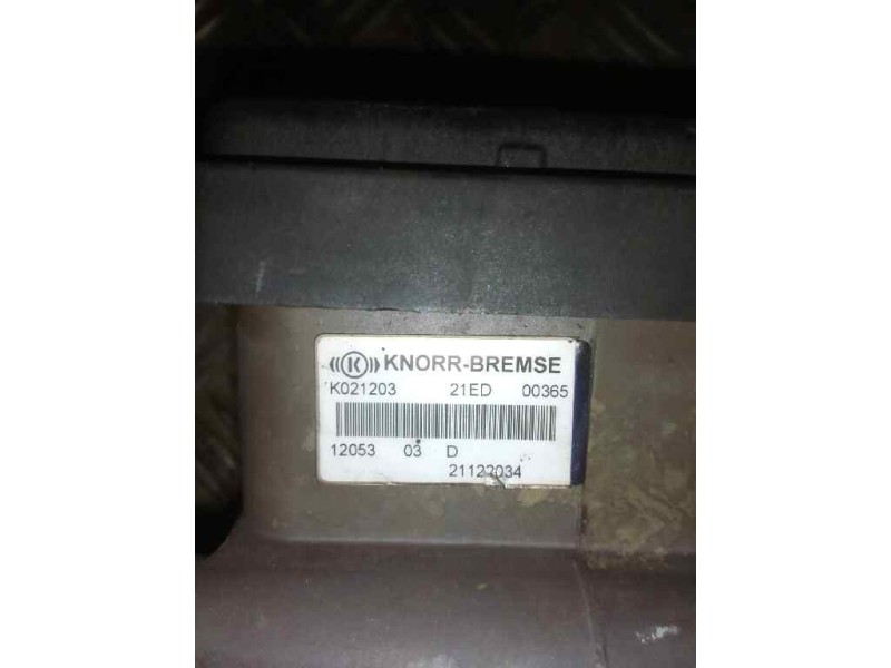 Recambio de valvula aire para volvo fh xxx 12.8 diesel referencia OEM IAM 21122034 K021203 VALVULA EBS