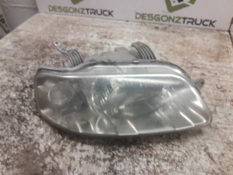 Recambio de faro derecho para daewoo kalos 1.4 sr referencia OEM IAM   