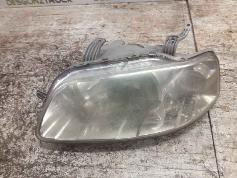 Recambio de faro izquierdo para daewoo kalos 1.4 sr referencia OEM IAM   