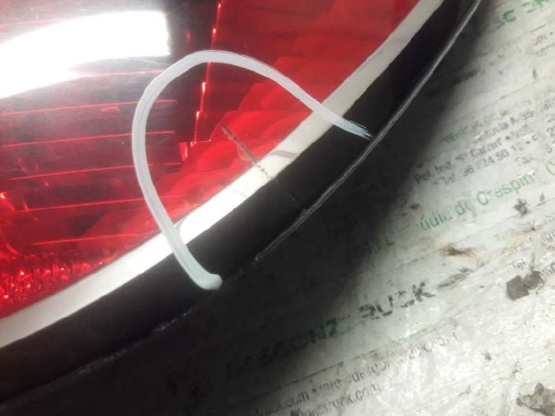 Recambio de piloto trasero derecho para opel astra h berlina cosmo referencia OEM IAM   