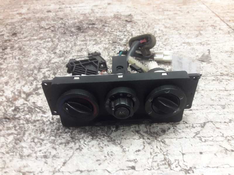 Recambio de mando calefaccion / aire acondicionado para kia rio ipanema berlina referencia OEM IAM   