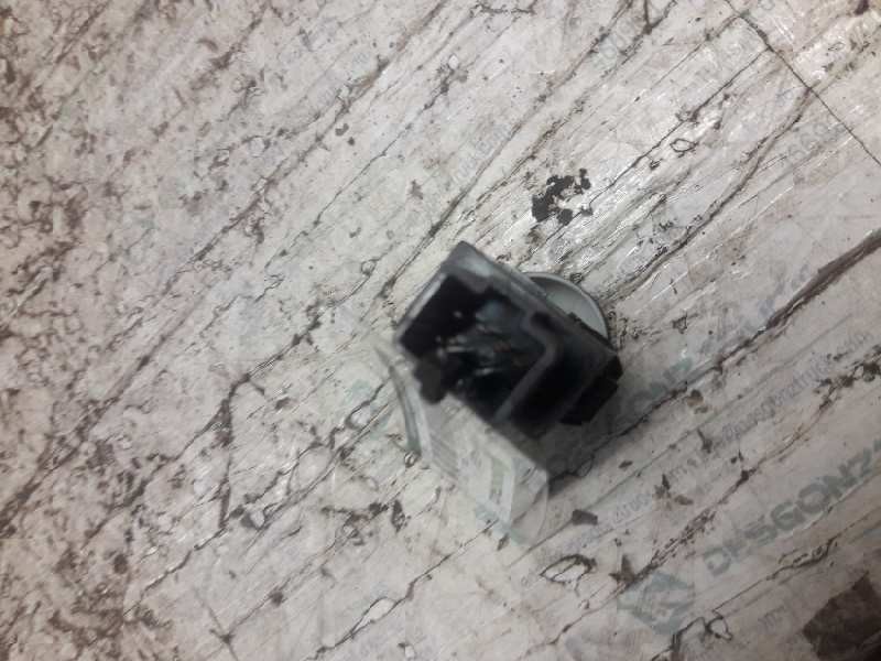Recambio de boton antiniebla para daewoo kalos 1.4 sr referencia OEM IAM 864W0140 5 PINS 