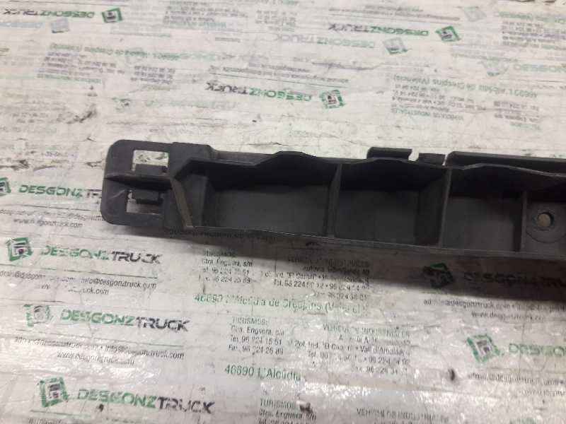 Recambio de soportes paragolpes para volkswagen polo (9n1) conceptline referencia OEM IAM 6Q6807863 TRAS. CENTRAL 