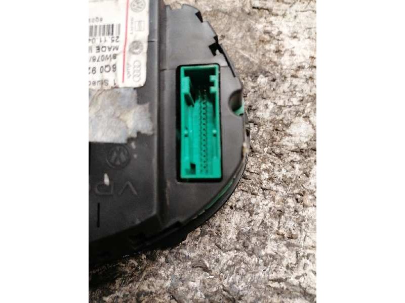Recambio de cuadro instrumentos para volkswagen polo (9n1) highline referencia OEM IAM   