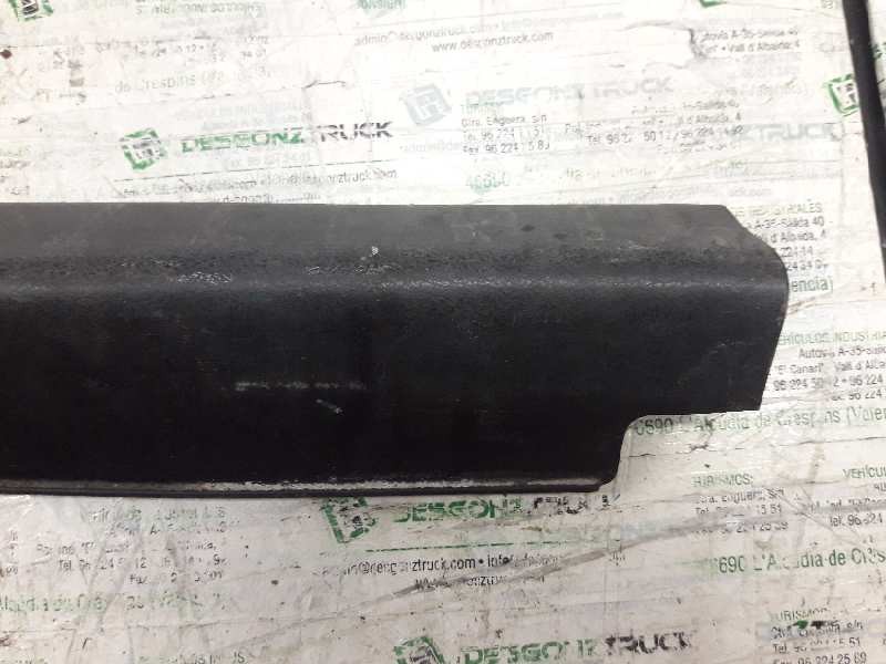 Recambio de molduras traseras para suzuki grand vitara jb (jt) 1.6 16v cat referencia OEM IAM   