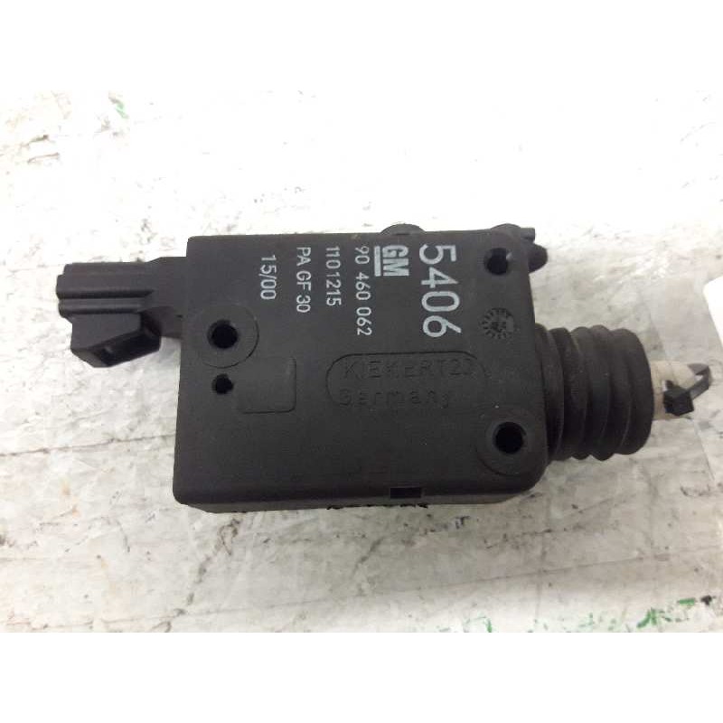 Recambio de motor cierre centralizado porton para opel astra g berlina 1.6 referencia OEM IAM 90460062  